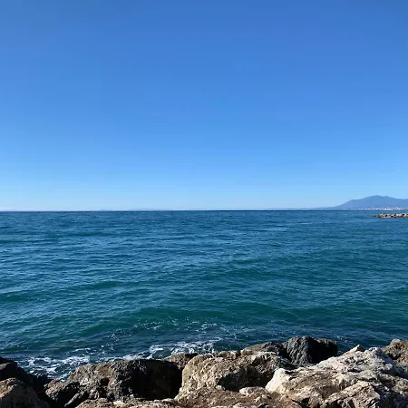 펜션 Hacienda Riviera Marbella 미하스