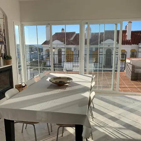 펜션 Hacienda Riviera Marbella